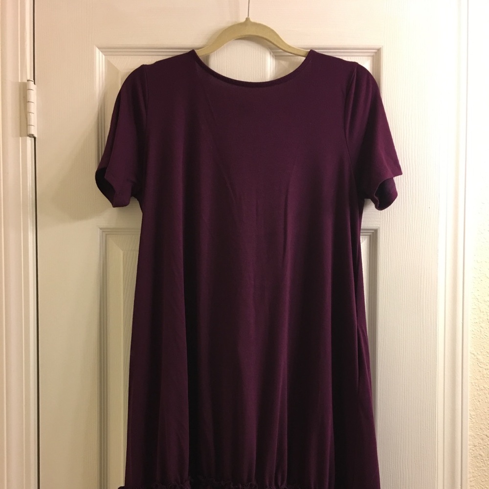 Large ruffle bottom with pockets